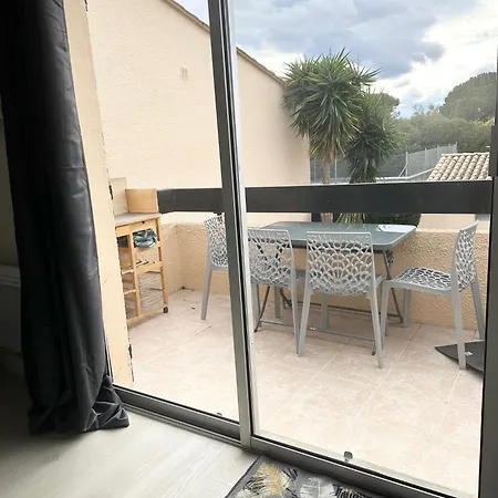 アパート Avec Piscine Et Tennis *