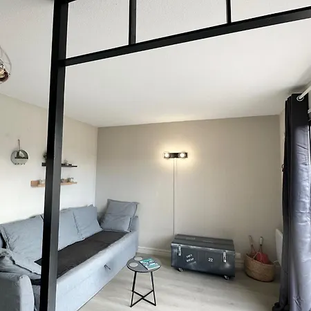 アパート Avec Piscine Et Tennis サン・シプリアン